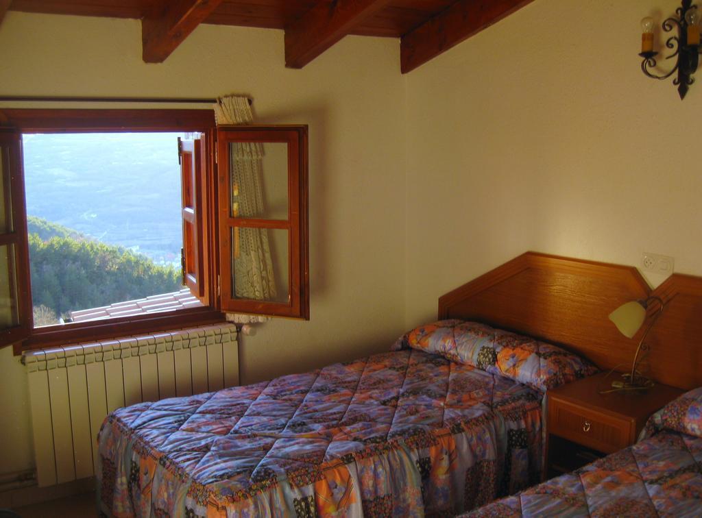 Casa Enriu-Alojamiento Y Desayuno Vilaller Zimmer foto